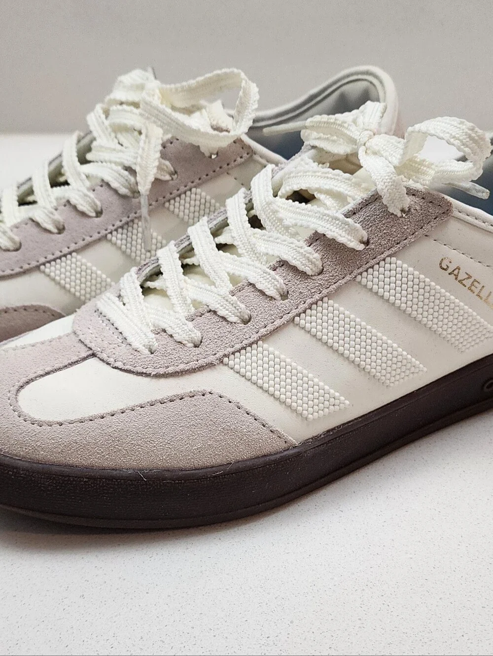 adidas classic gazelle